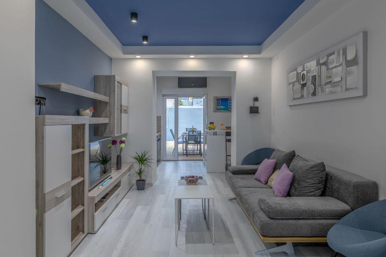 Arena Blue Dream - Modern Apartment With Terrace Pula Eksteriør billede